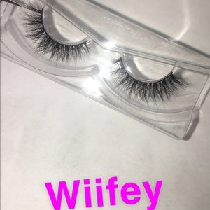 Mink Lashes.!